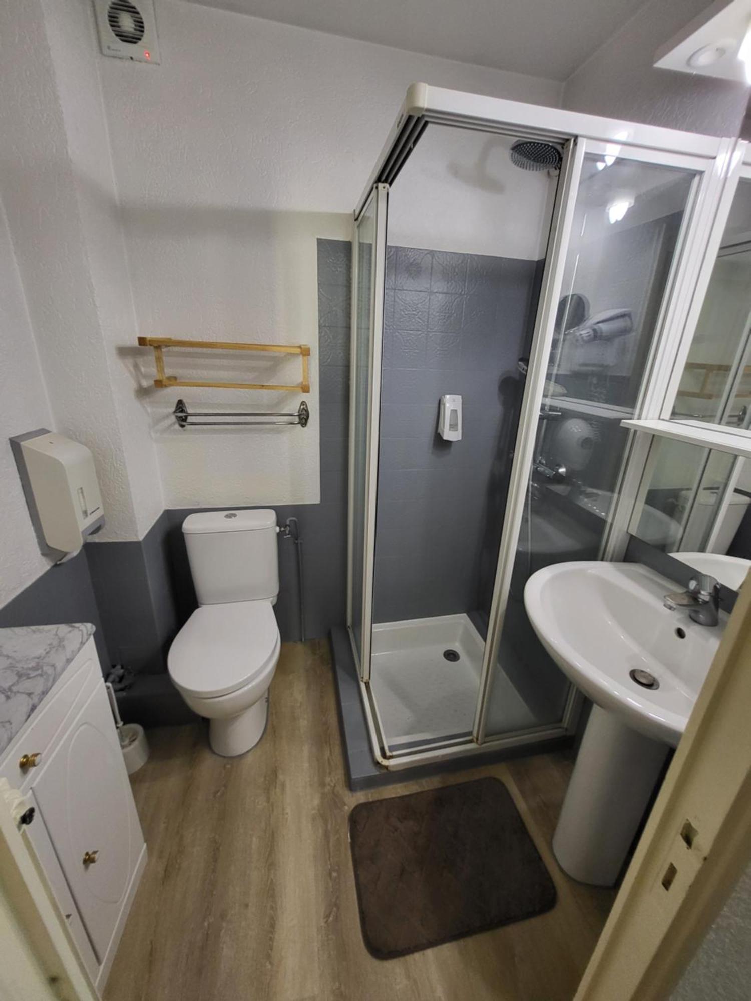 Ga Location Hotell Mâcon Exteriör bild