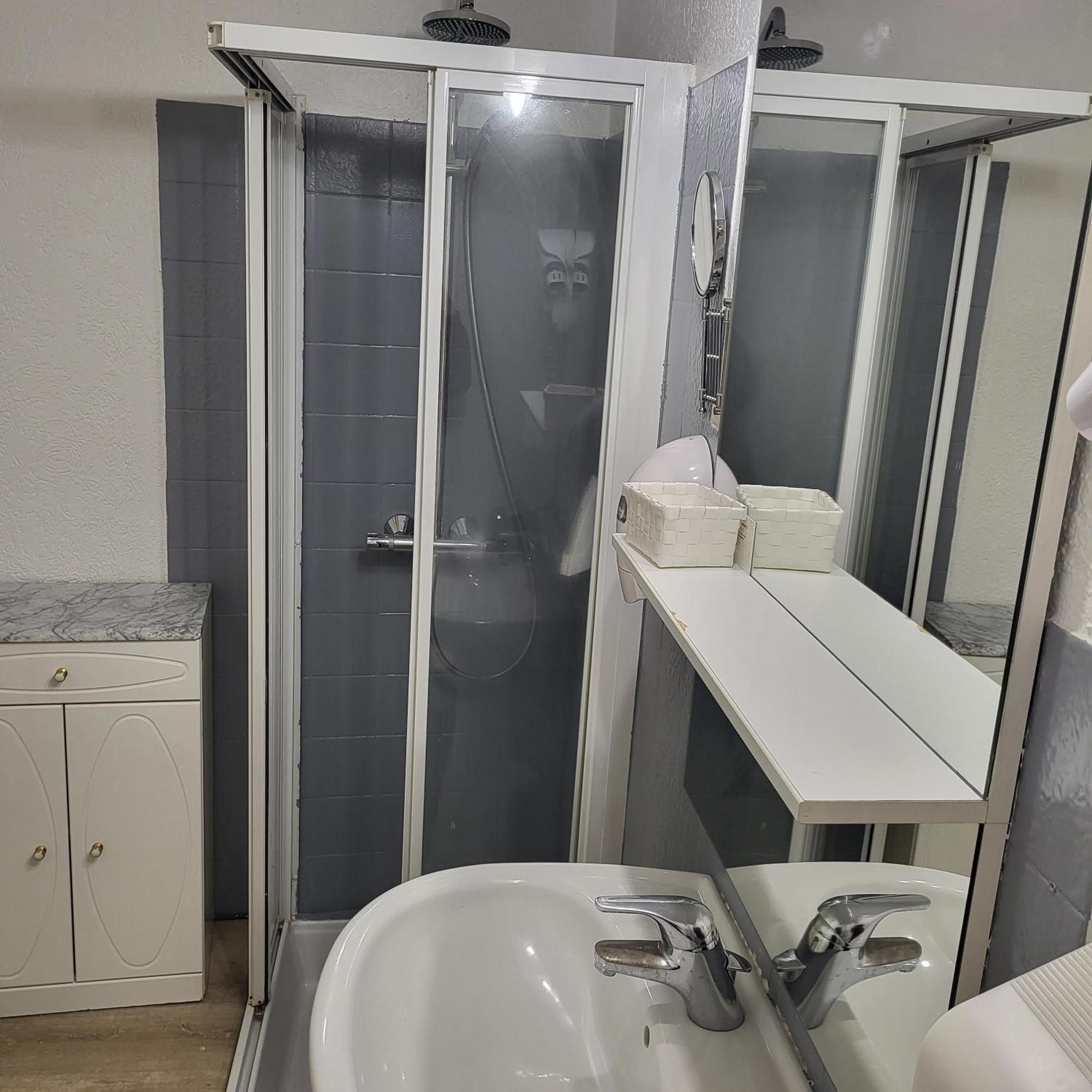 Ga Location Hotell Mâcon Exteriör bild